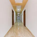 Fabhotel Tak Inn