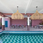 Casa Blanca Lakecity