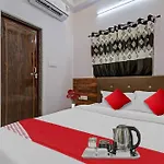 Hotel O Raj Palace