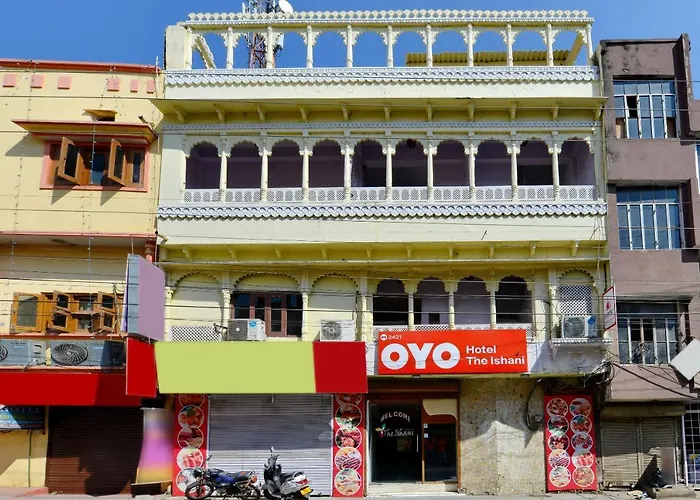 Oyo Flagship 2421 Hotel The Ishani