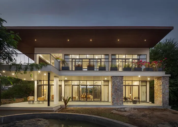 Saffronstays Camelot By The Lake - 3 Bedroom Villa With Lake View, Games Area And Lake Access