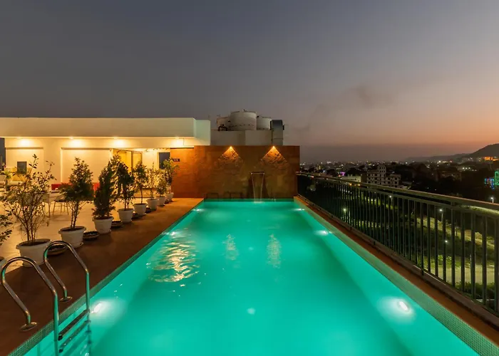Hotel De Glance - A Corporate Hotel Near To Railway Station Udaipur