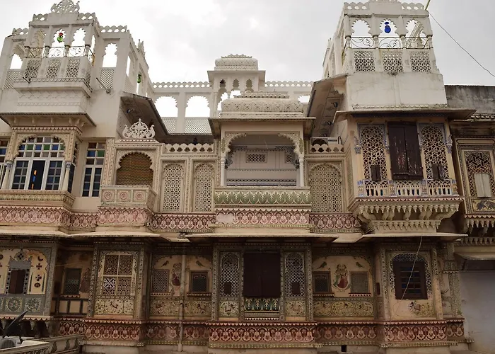 Shree Jagdish Mahal Heritage Hotel