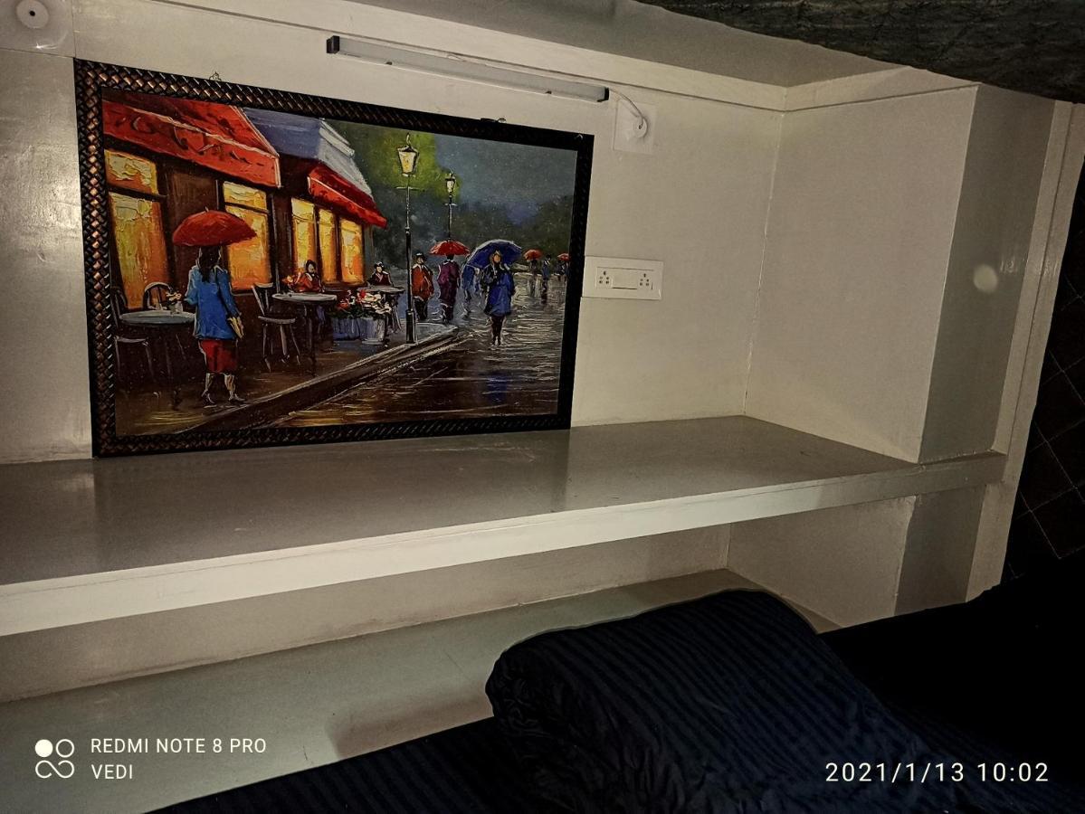 Hostel Dormitory *