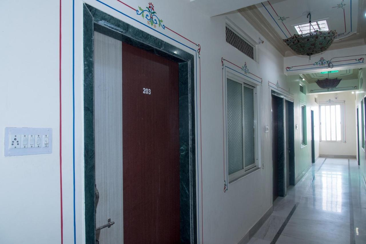 Hotel Flagship 14838 Shree Jee 3*