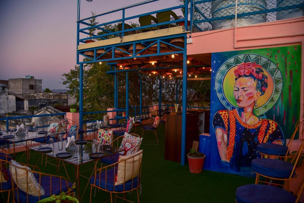 Casa By The 3*