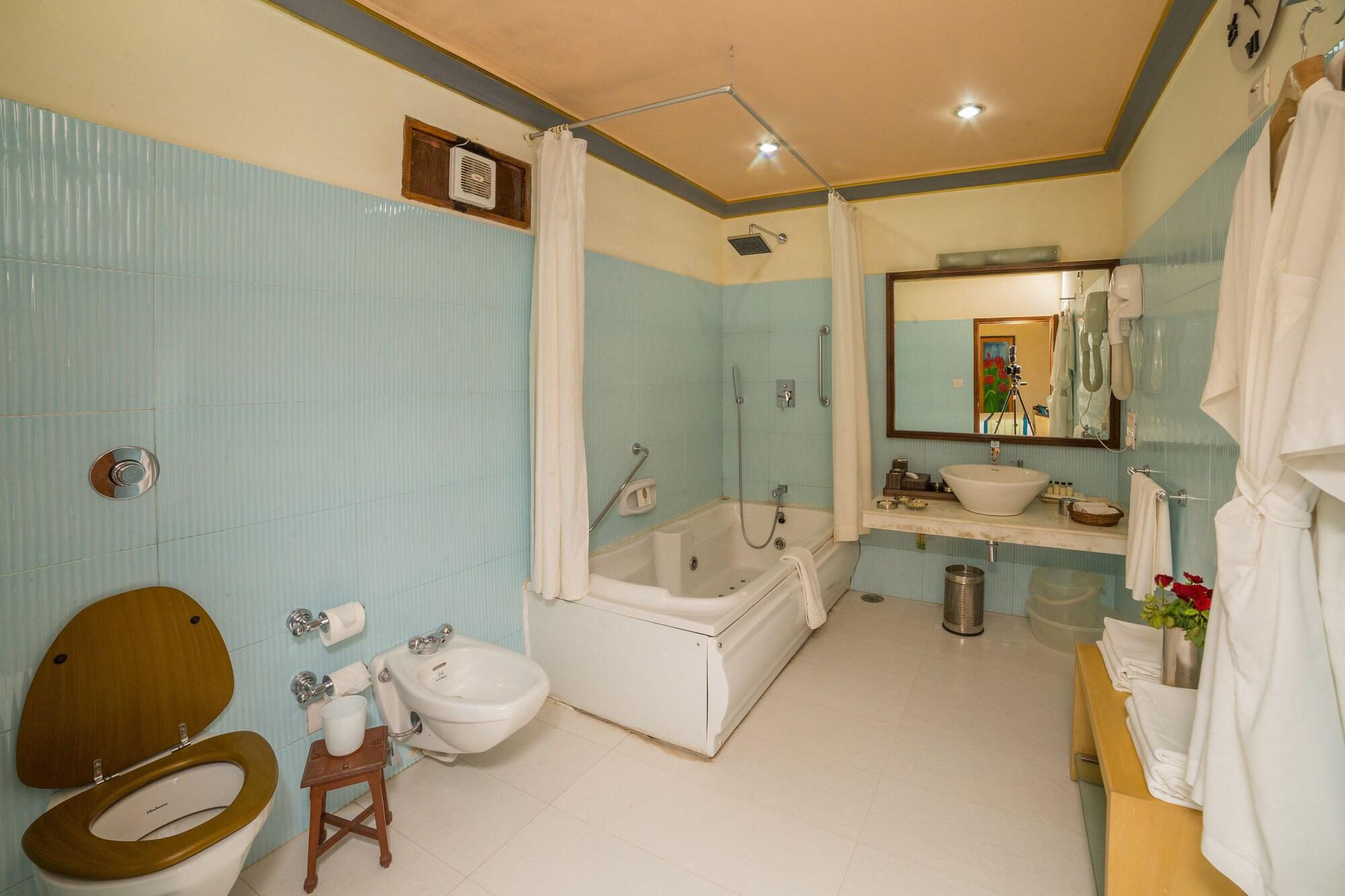 Jagmandir Island Palace - Grand Heritage 5* Udaipur