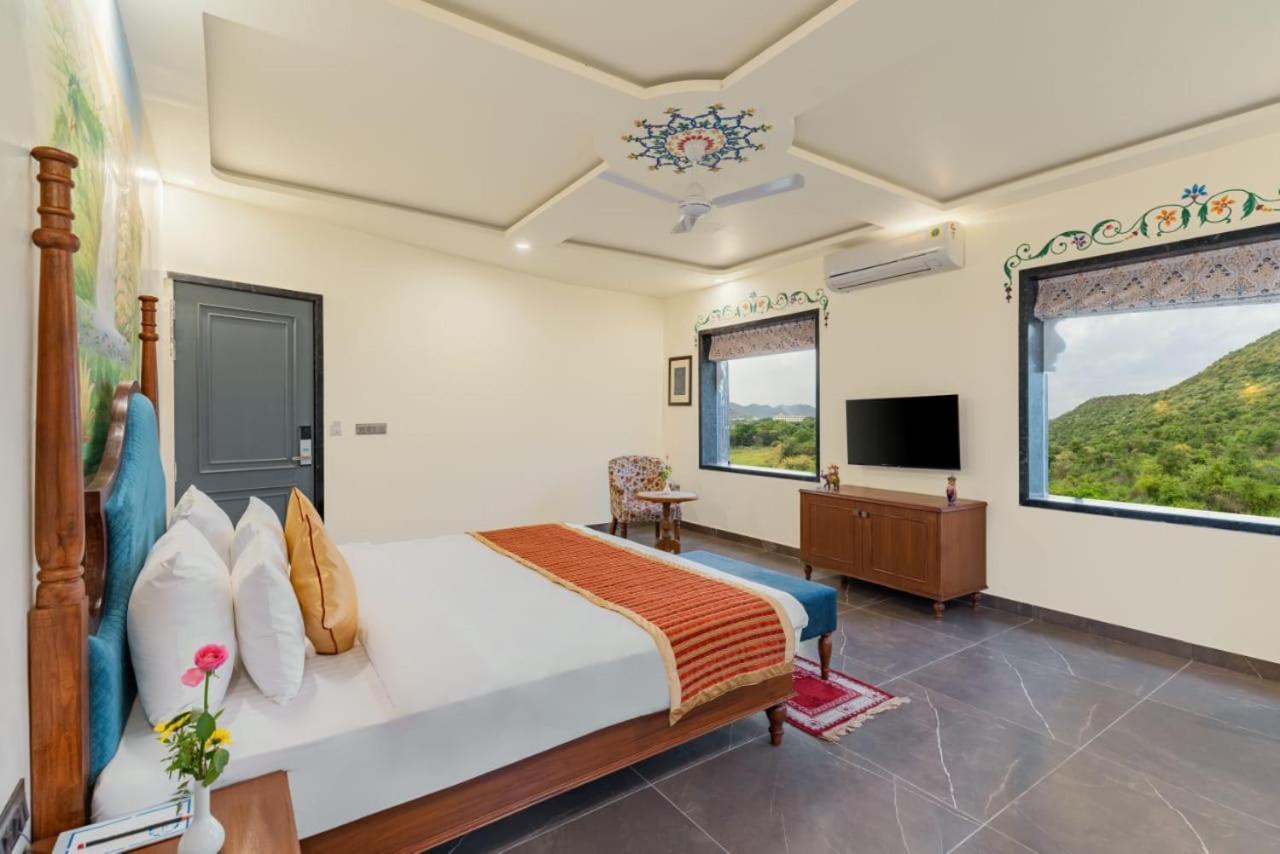 Traavista Aravali Mahal Resort *