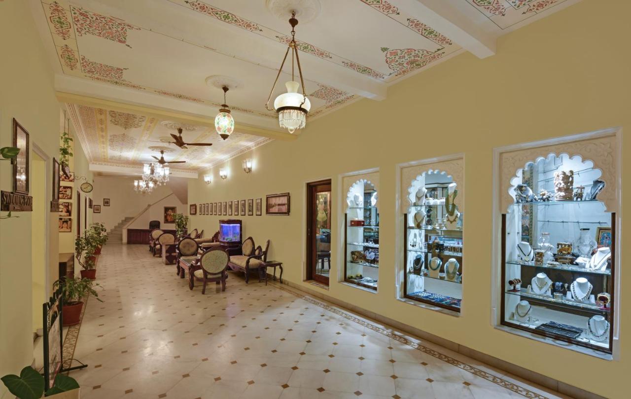 Swaroop - Facing Boutique 4*