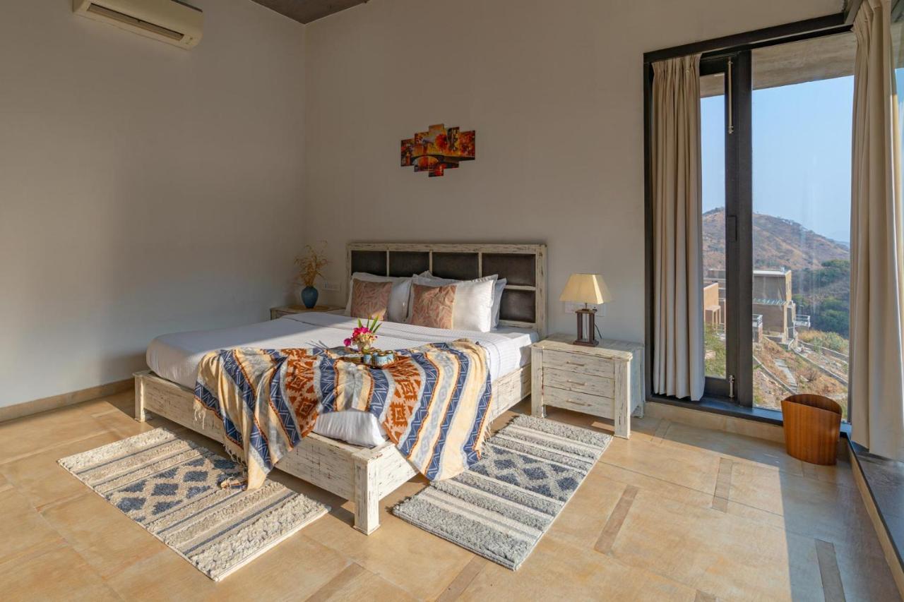 Stayvista's Sage Scenery - Mountain-view With Infinity Pool & Terrace Villa Udaipur
