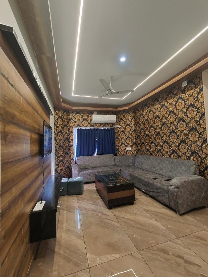 Villa The Private With Pool