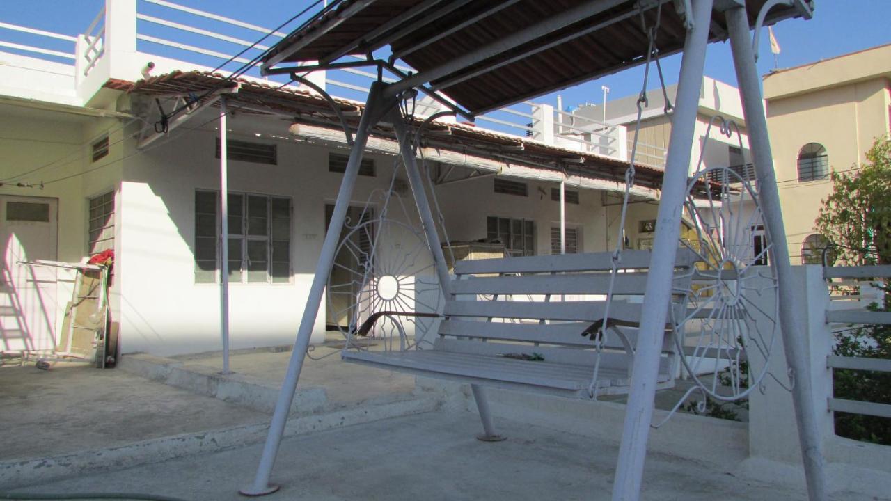 White Corner House, 2/14, Goverdhan Vilas, Housing Board Colony, 313002 Homestay *