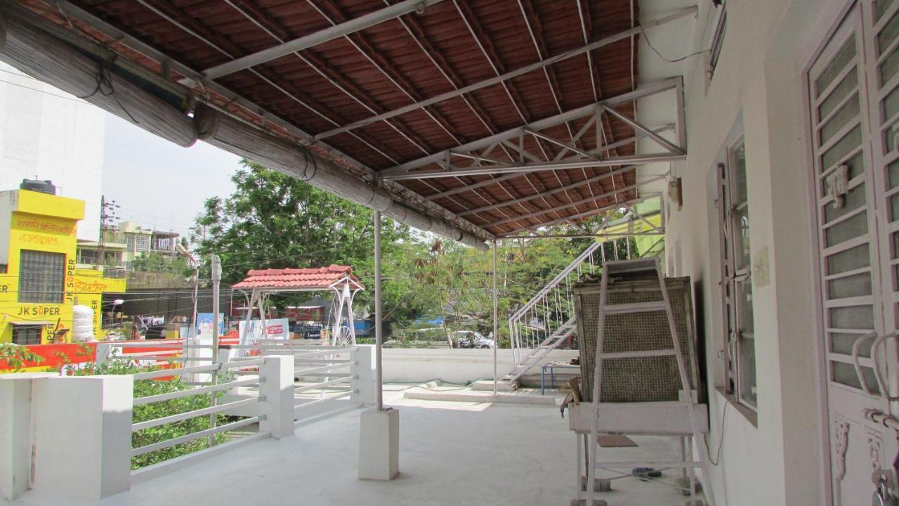 White Corner House, 2/14, Goverdhan Vilas, Housing Board Colony, 313002 Homestay Udaipur