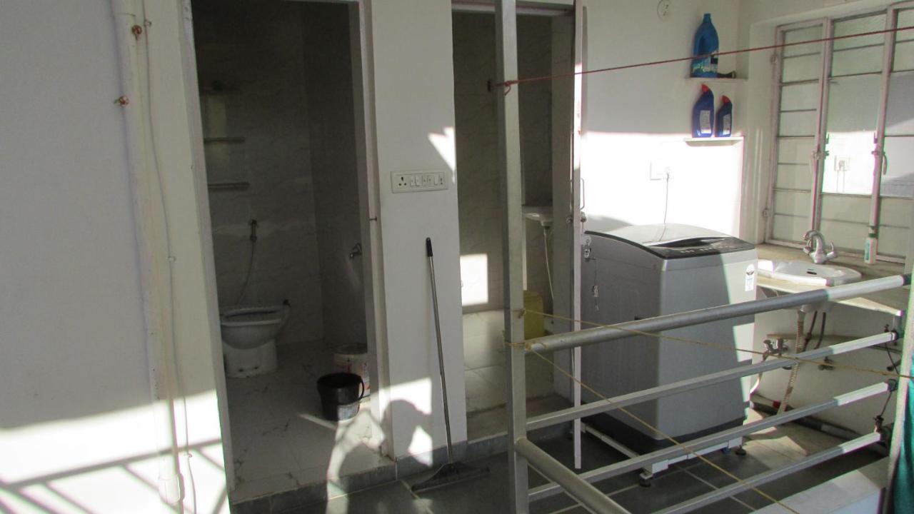 Homestay White Corner House, 2/14, Goverdhan Vilas, Housing Board Colony, 313002 Udaipur