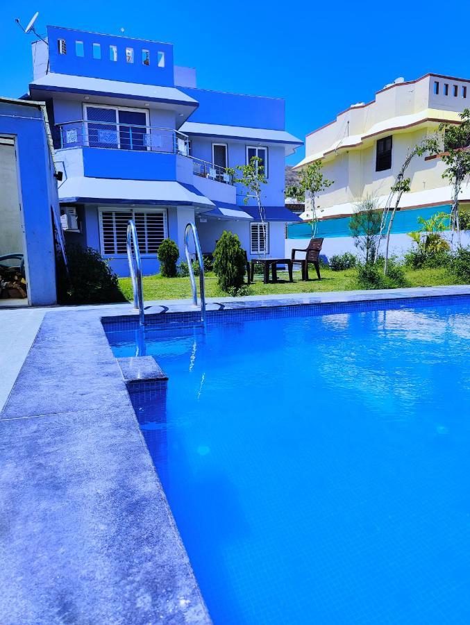 Villa The Private With Pool *