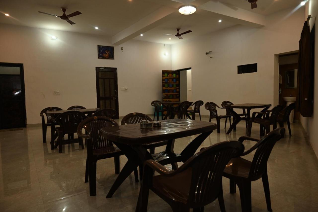 Hotel Rajwadaa Royal Bajot Udaipur