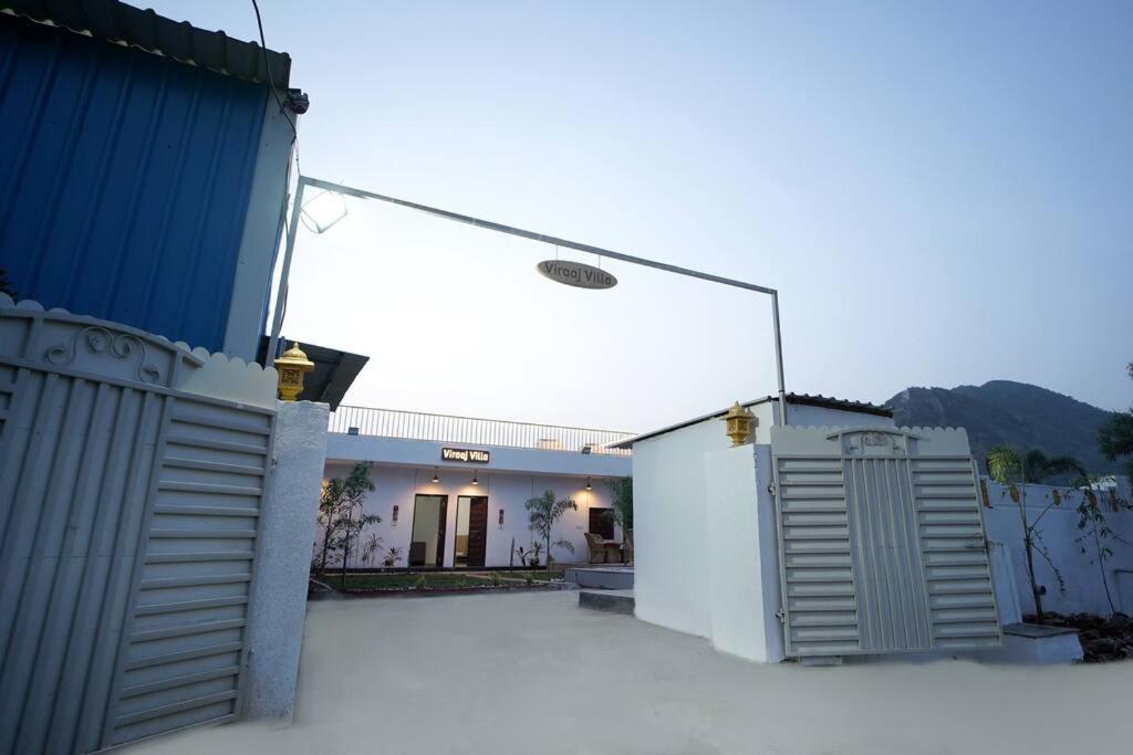 Villa Viraaj *