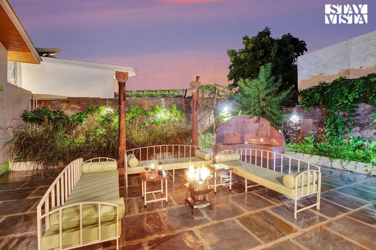 Stayvista's The Earthen Boutique - Escape With Spacious Pool, Terrace, Lawn & Indoor-outdoor Games Udaipur