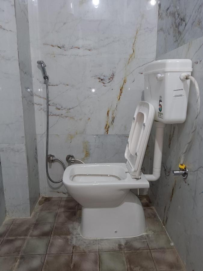 Balaji Residency Hotel 2*