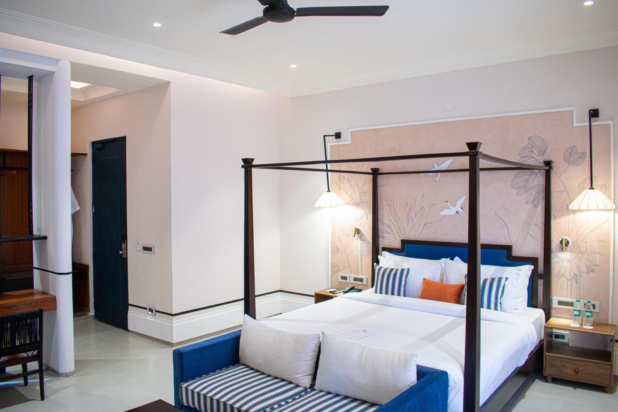 Hotel Casa Blanca Lakecity