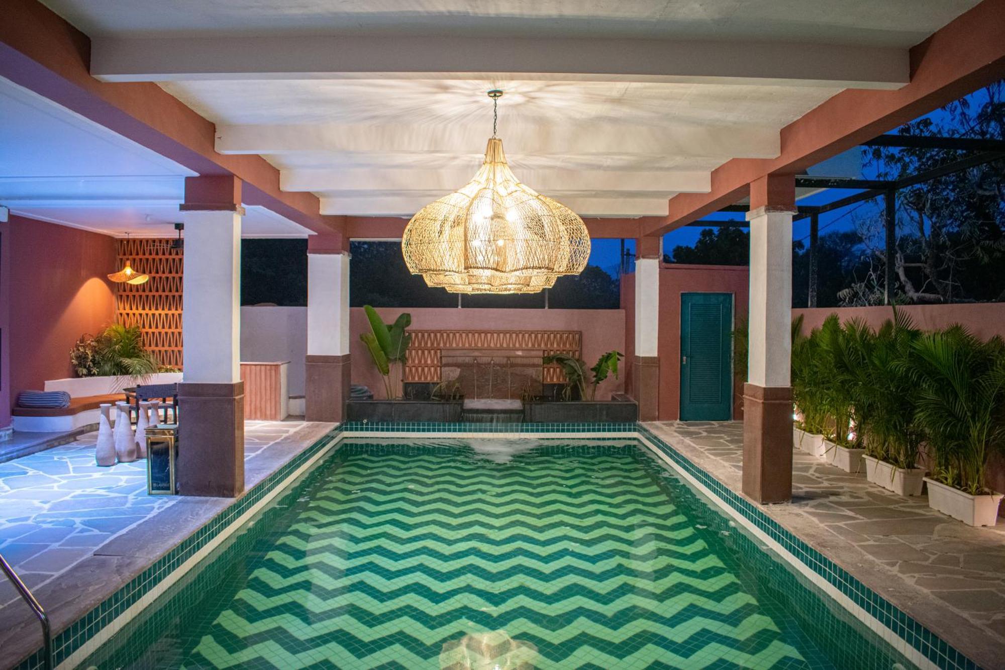 Casa Blanca Lakecity Udaipur