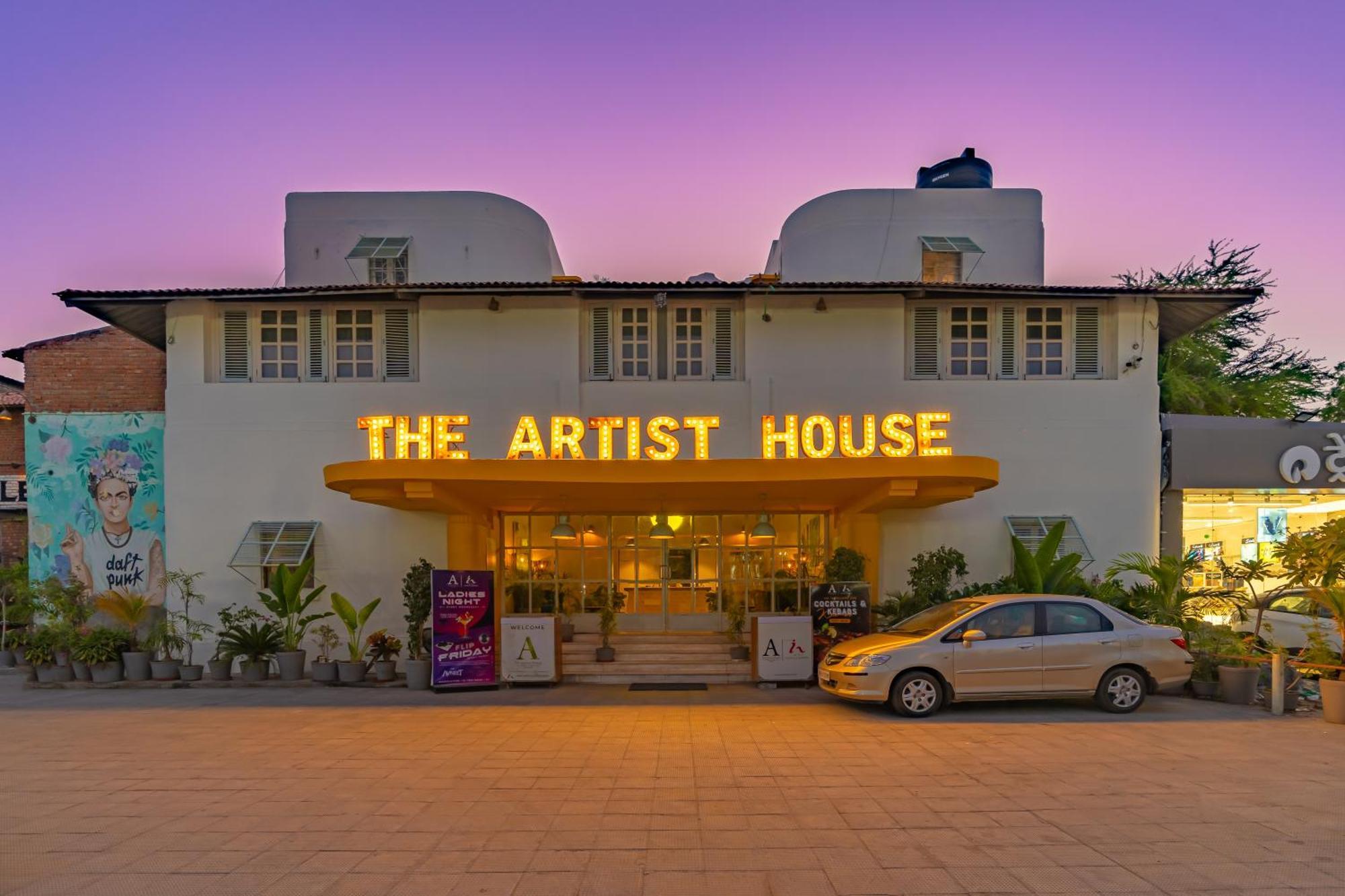 The Opera House, Hostel *