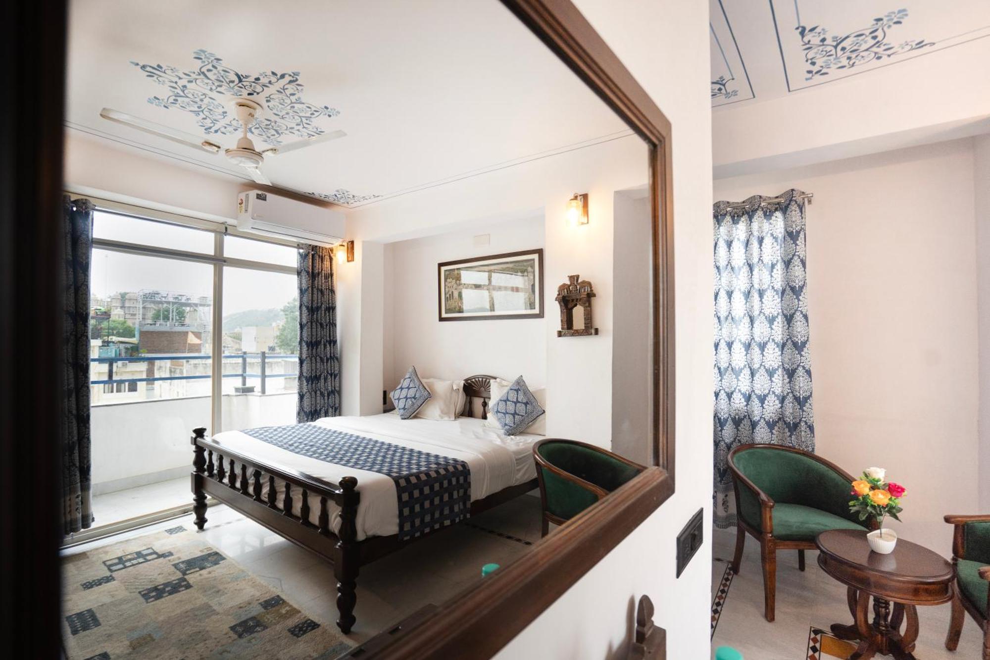 The View Hotel- On Pichola Udaipur