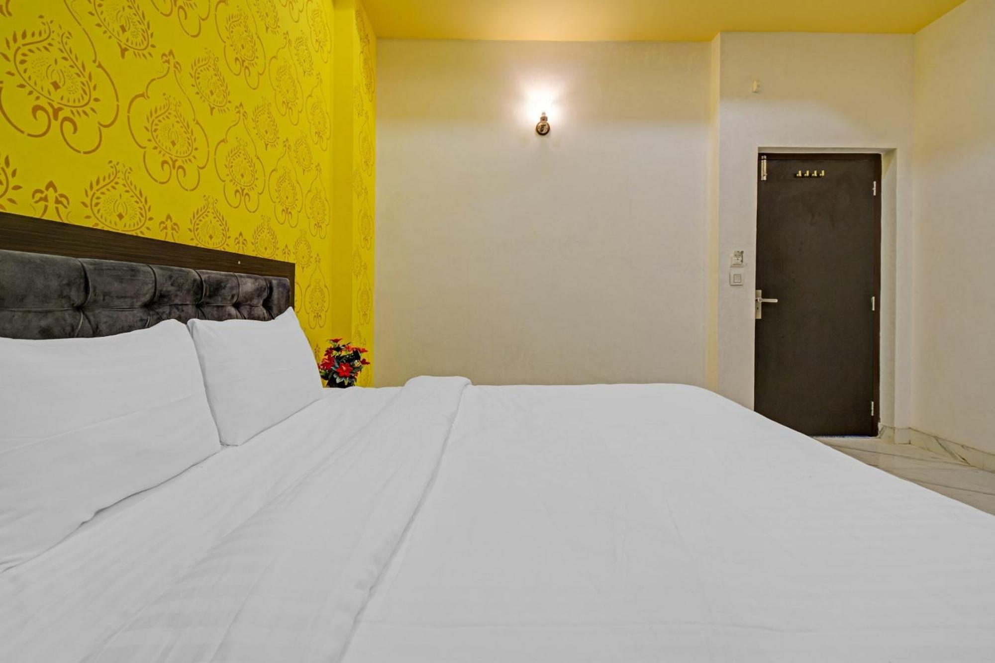 Hotel Capital O Maharana Palace 3*