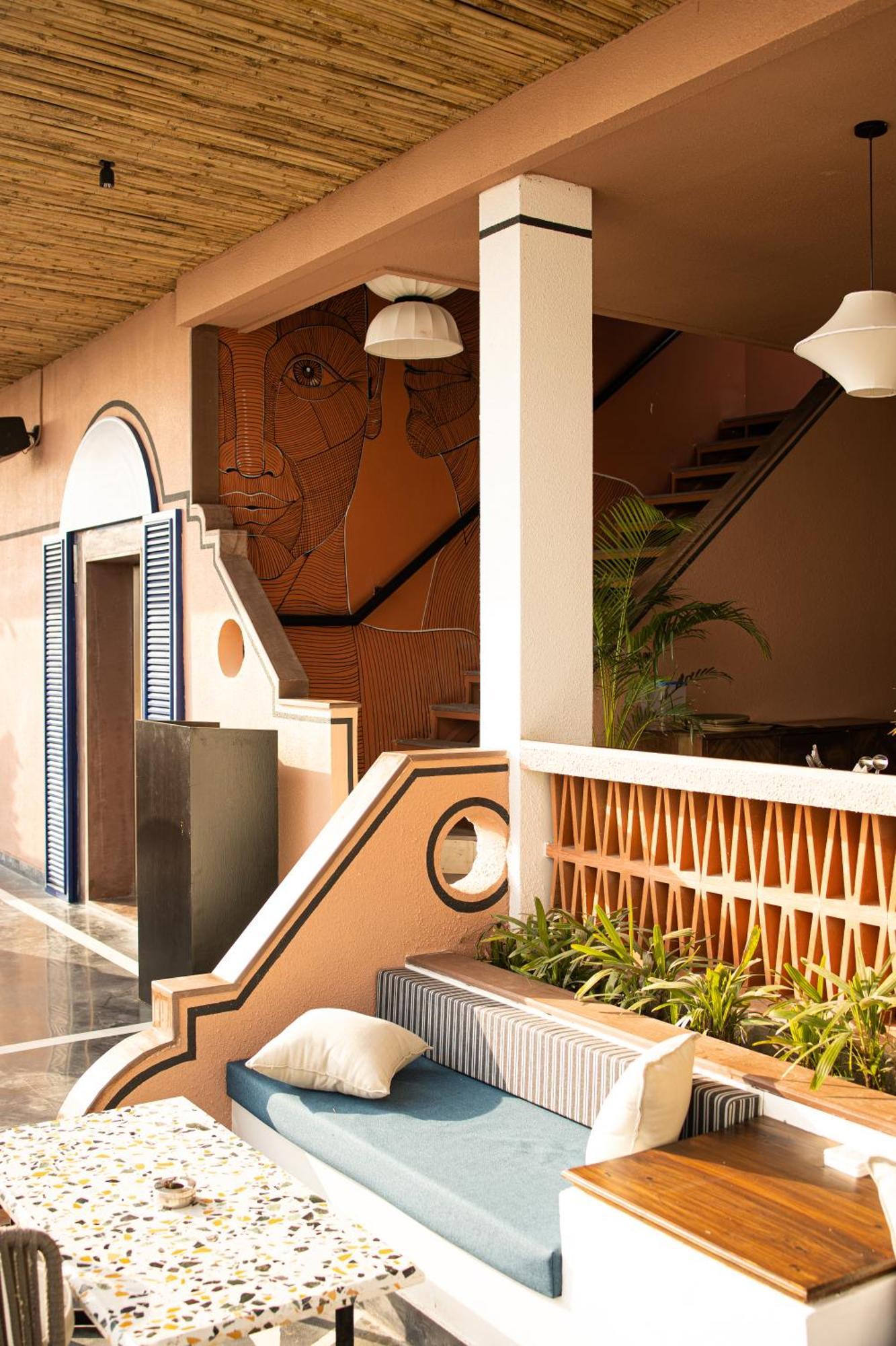 Hotel Casa Blanca Lakecity 4*