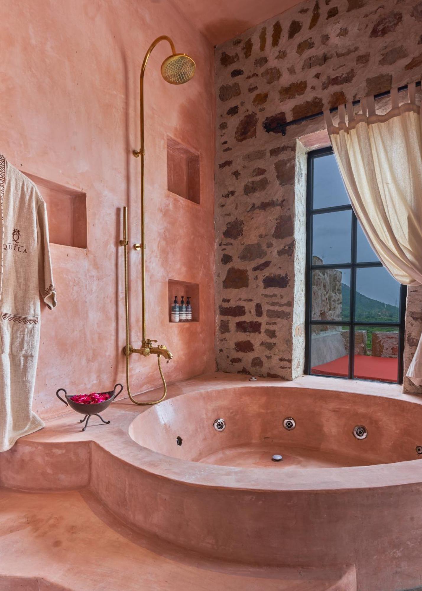 Maya Luxury The Quila Resort Udaipur