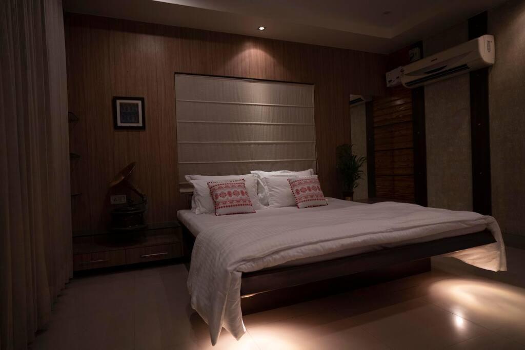 Holiday home Atharvashlok *