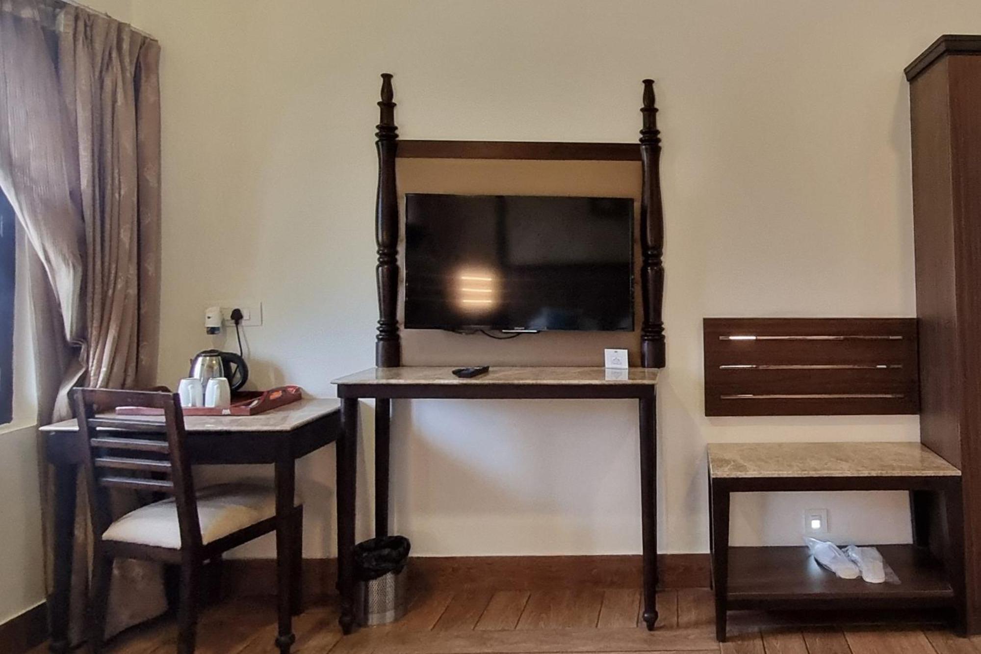 Hotel Labh Garh Palace & Udaipur