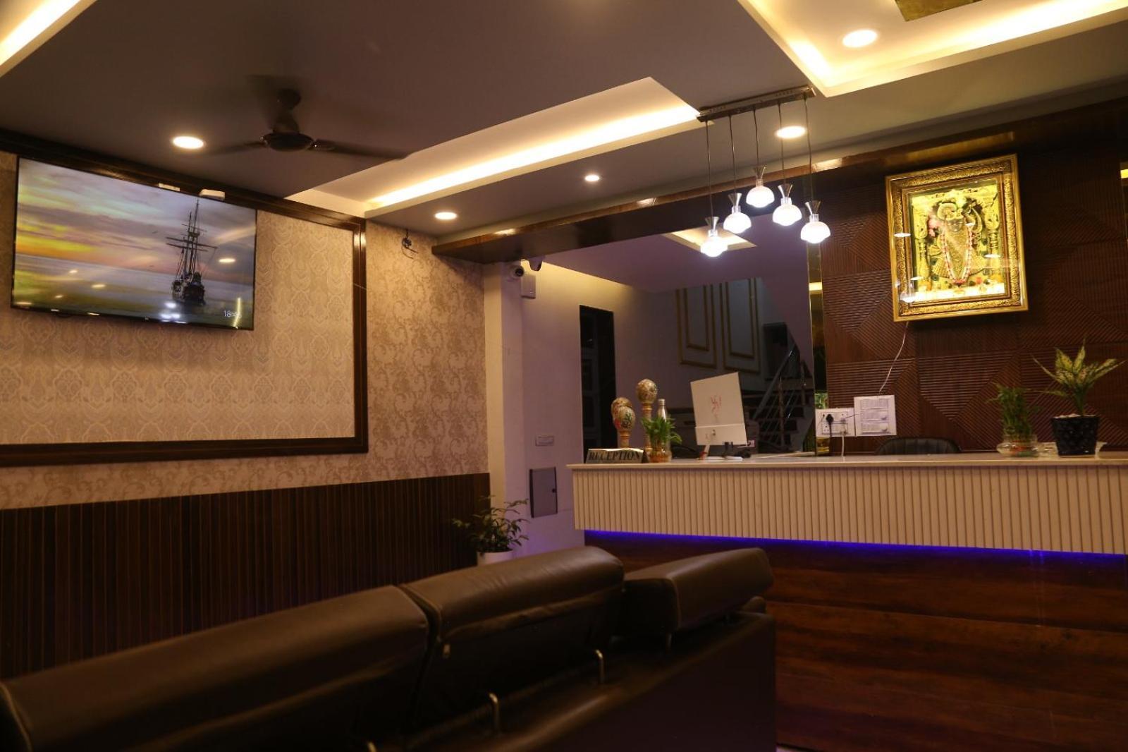 The Mountway Hotel Udaipur