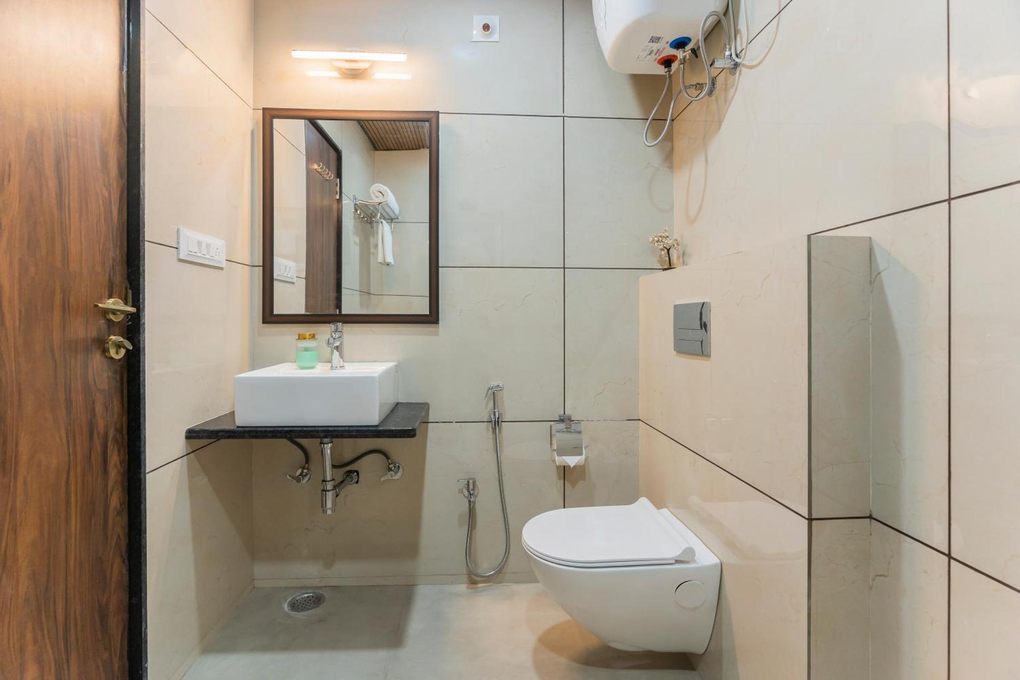 Apartment Mewar Abode With Breakfast And Parking Udaipur