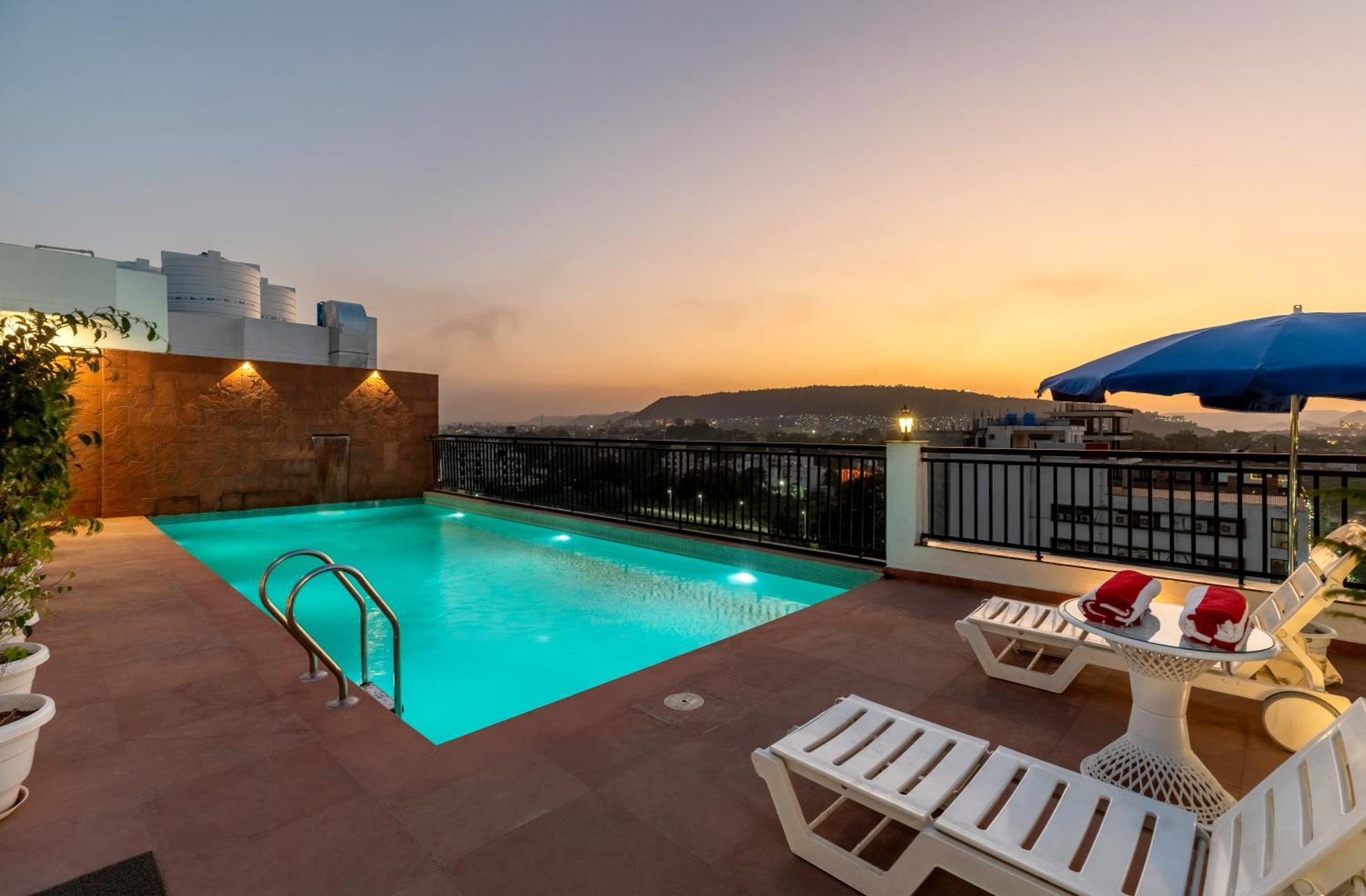 De Glance - A Corporate Near To Railway Station 4* Udaipur