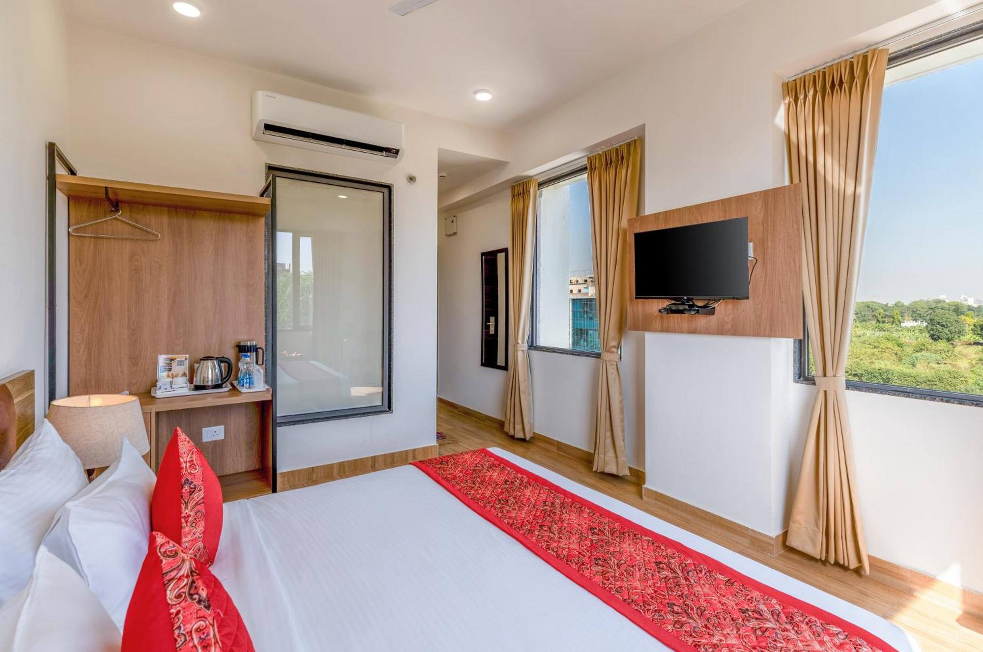 De Glance - A Corporate Near To Railway Station 4* Udaipur