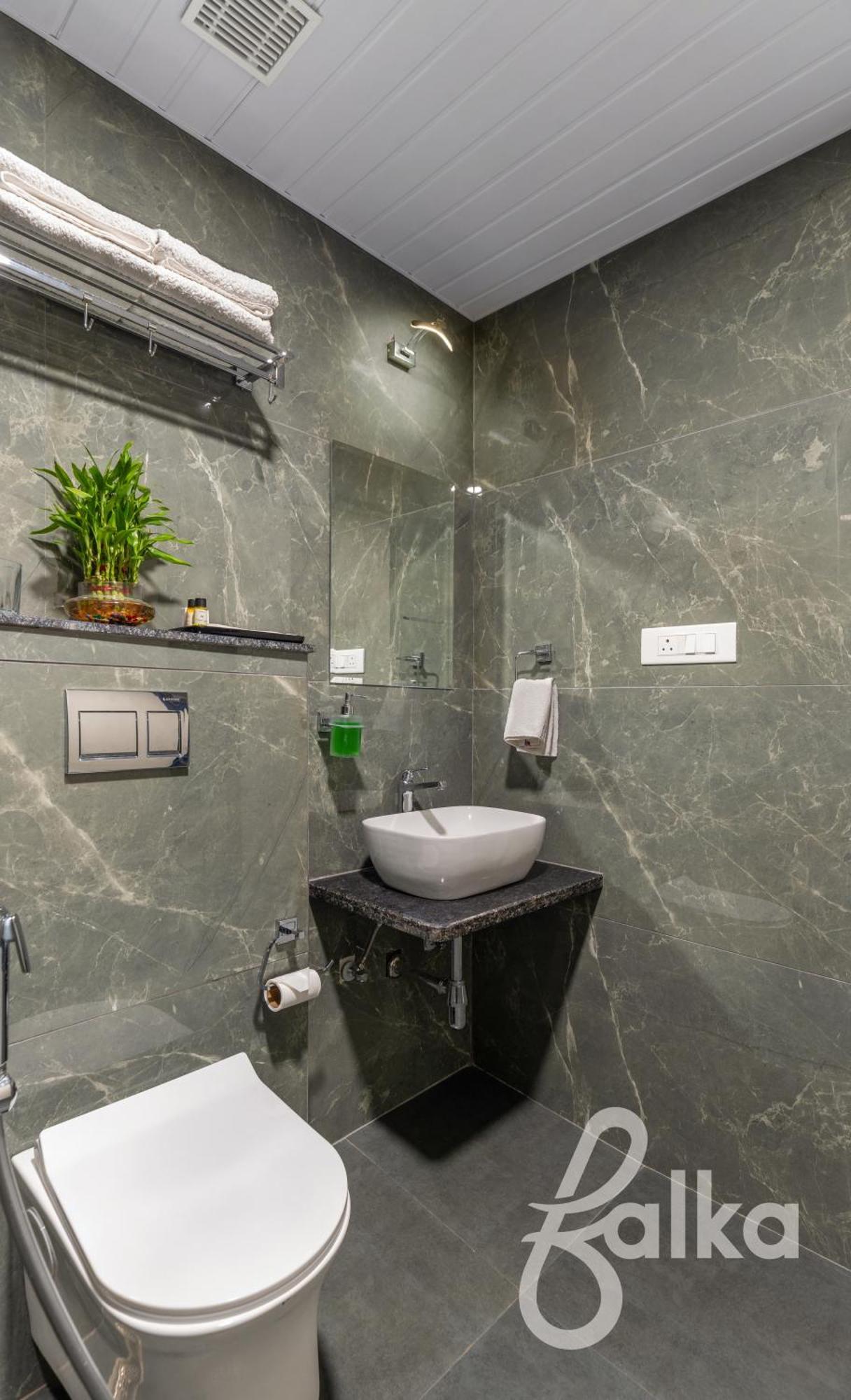 Hotel De Glance - A Corporate Near To Railway Station