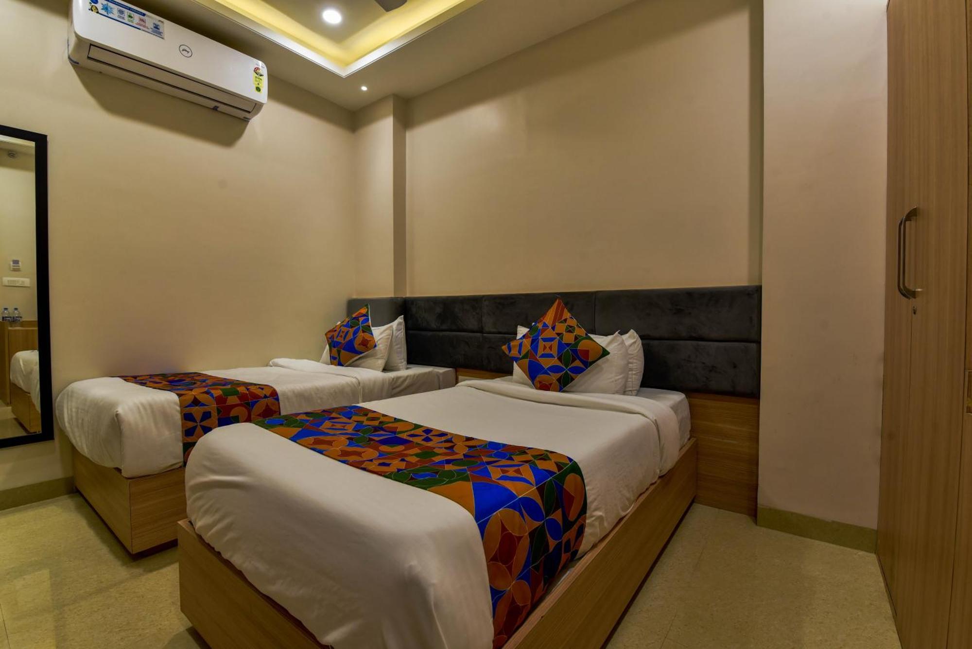 Rudura Palace 3*