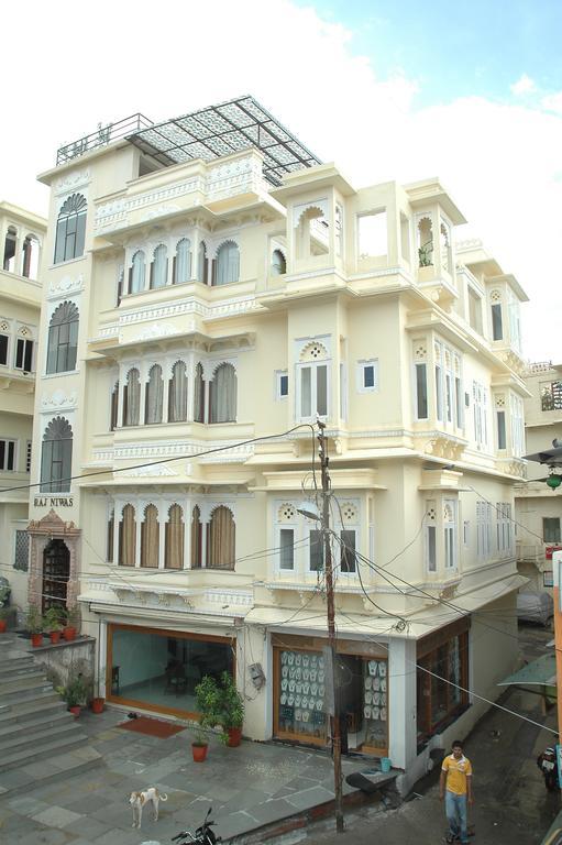 Hotel Raj Niwas 3*