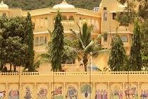 Resort Labh Garh Palace