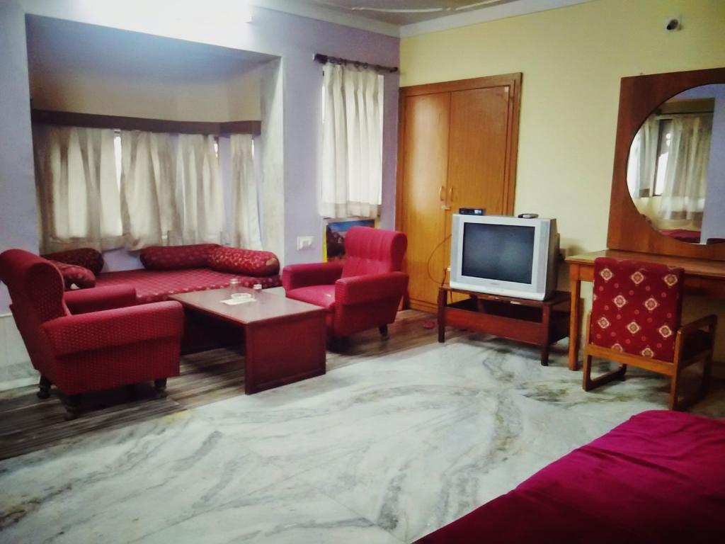 Hotel Rani Palace At Fatehsagar Udaipur