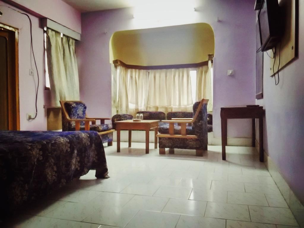 Hotel Rani Palace At Fatehsagar 3*