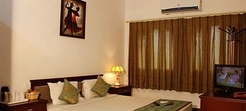 Labh Garh Palace 3*