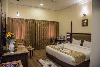 Labh Garh Palace