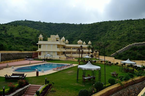 Labh Garh Palace 3*