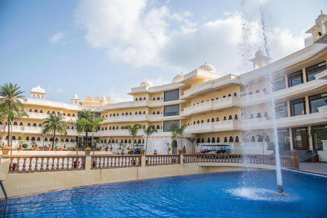 Labh Garh Palace 3*