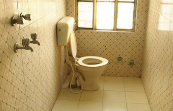 Hotel Hanuman Ghat On Pichola 2*