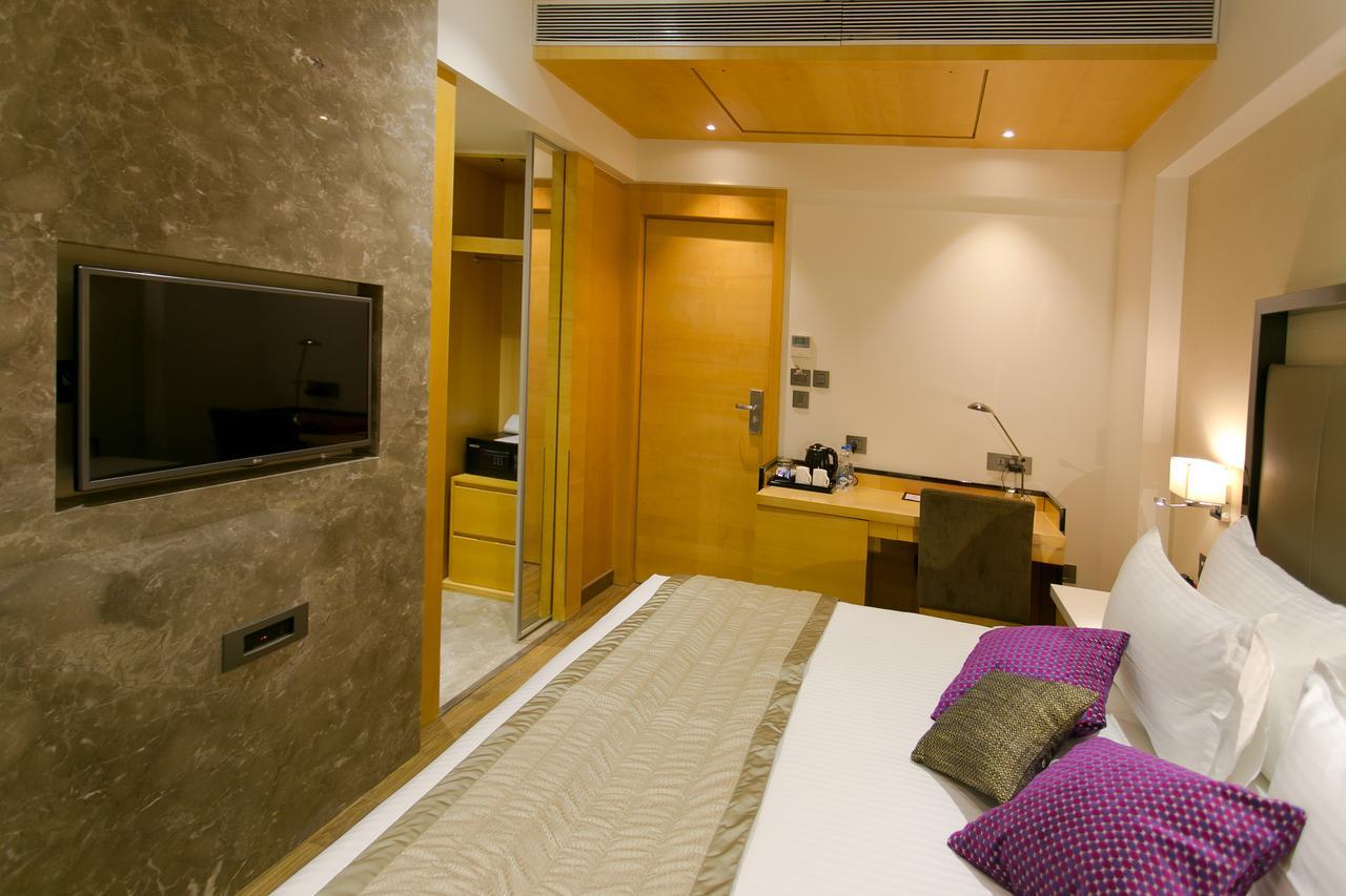 Hotel Varju 3*