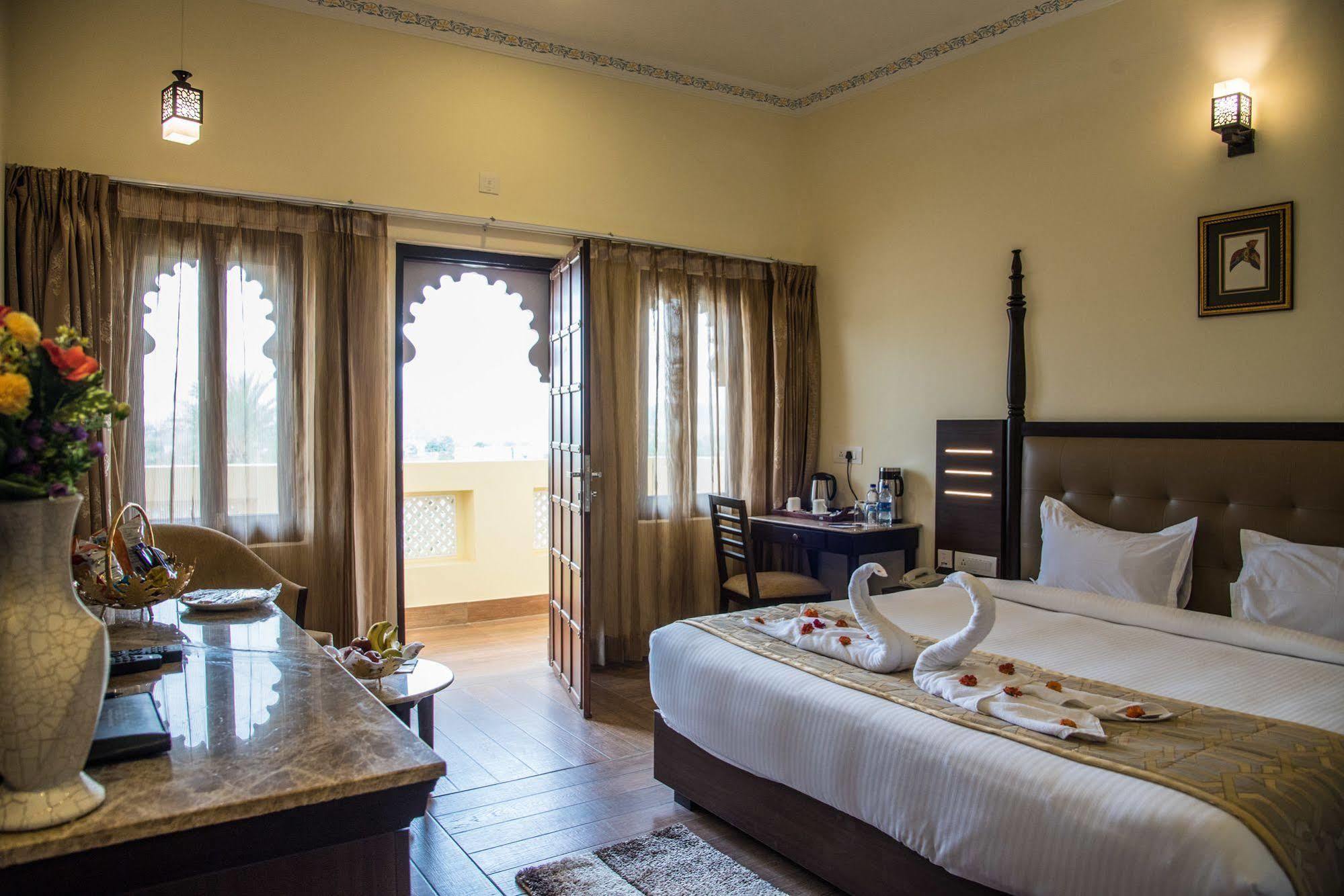 Labh Garh Palace 3*