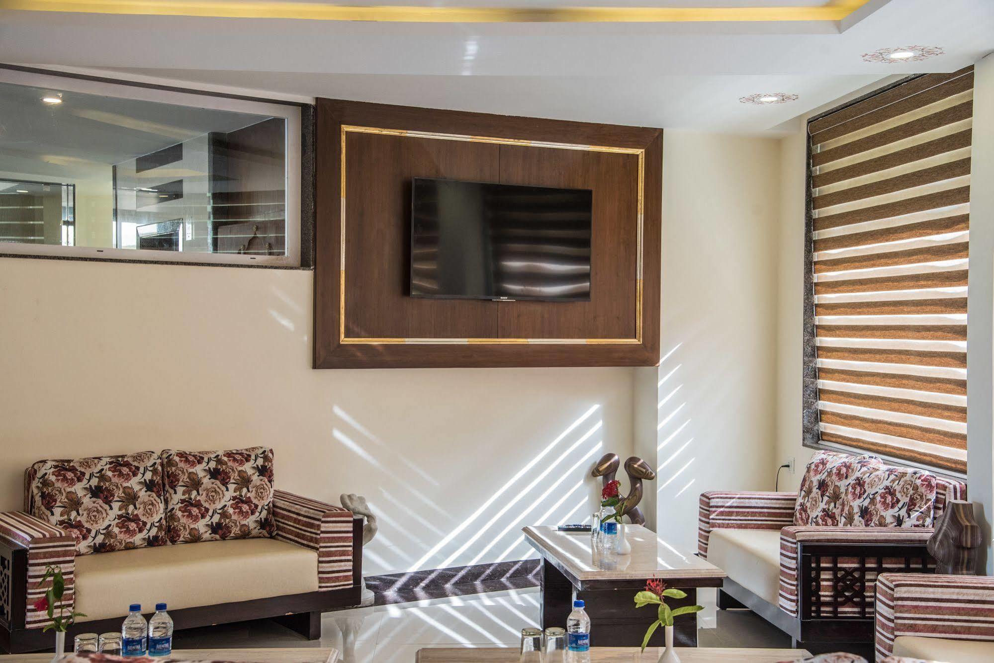 Labh Garh Palace Resort